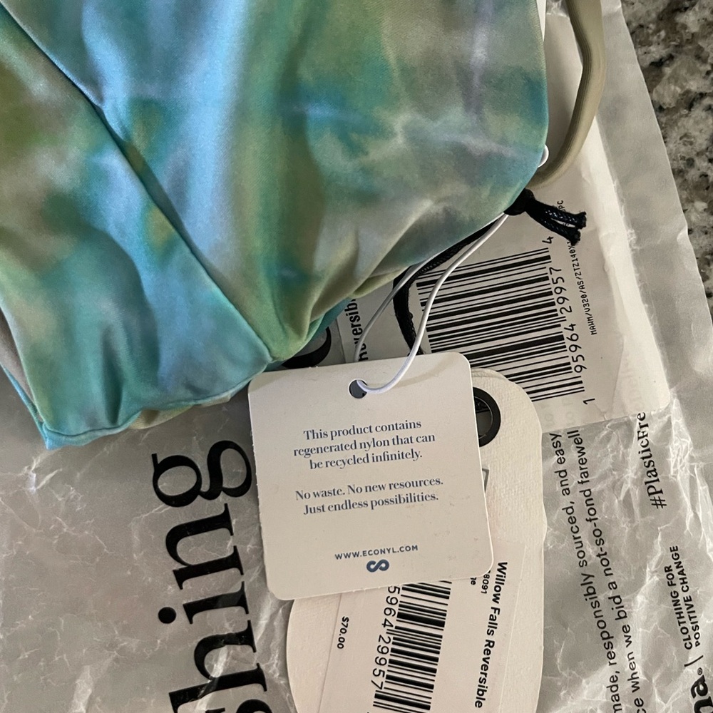 New With Tags prAna Willow Falls Reversible Bikini Top Size Small - Picture 7 of 11